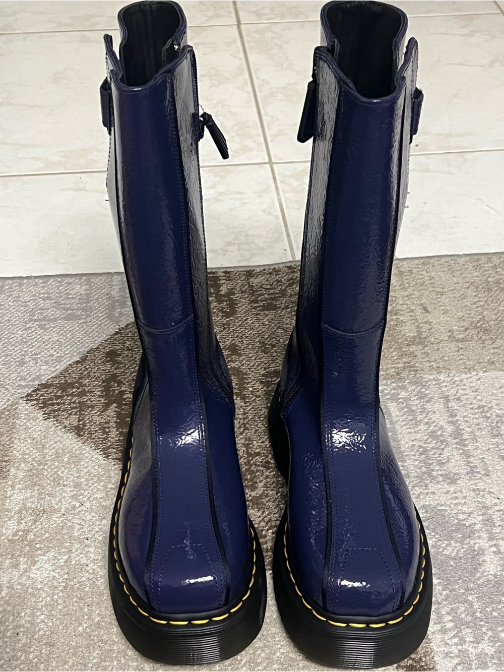 Dr Martens BUZZ HI DISTRESSED PATENT BOOTS - Picture 2 of 12